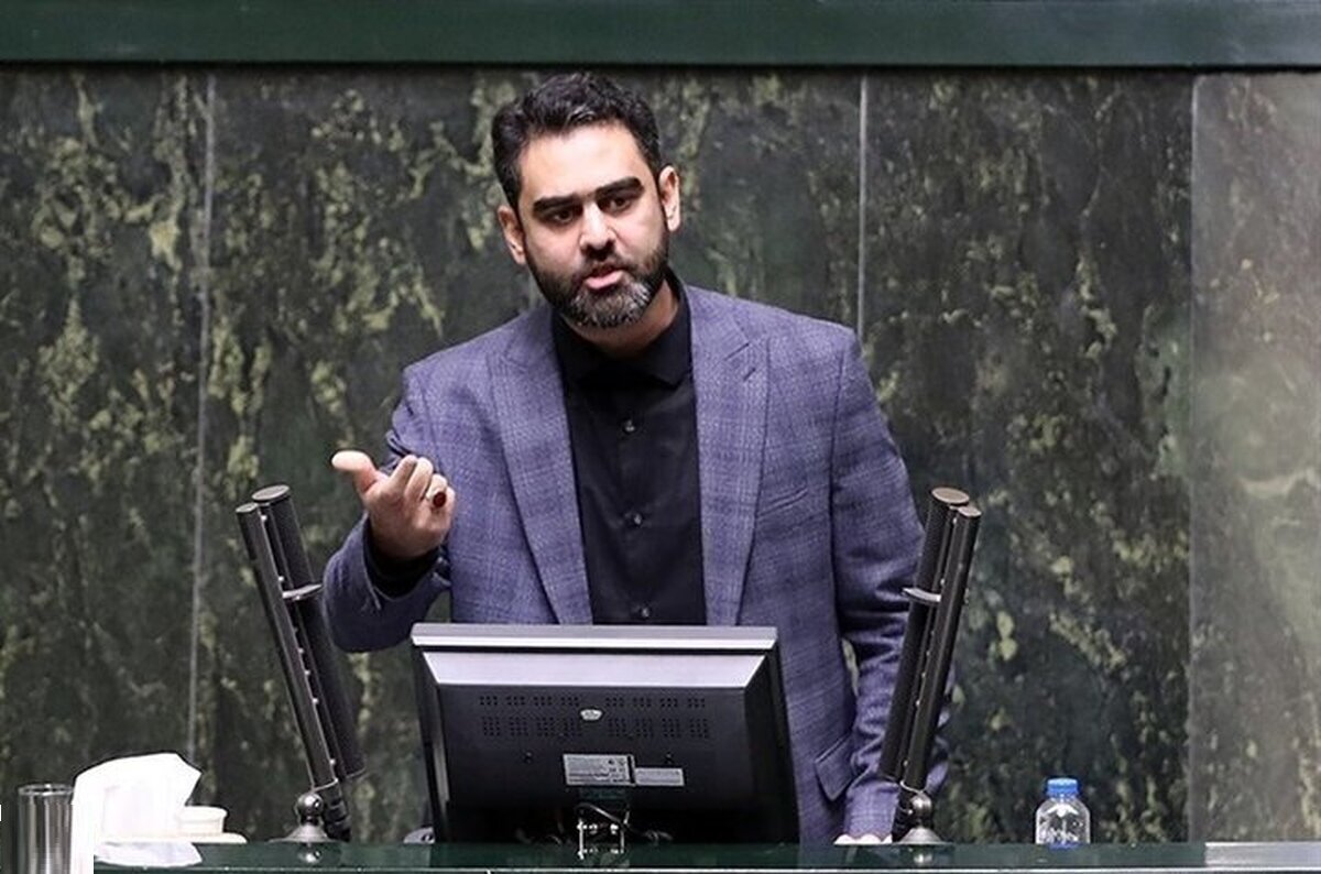 ثابتی: اگر اورانیوم را بدهیم، احتمال حمله هسته‌ای دشمن بیشتر می‌شود