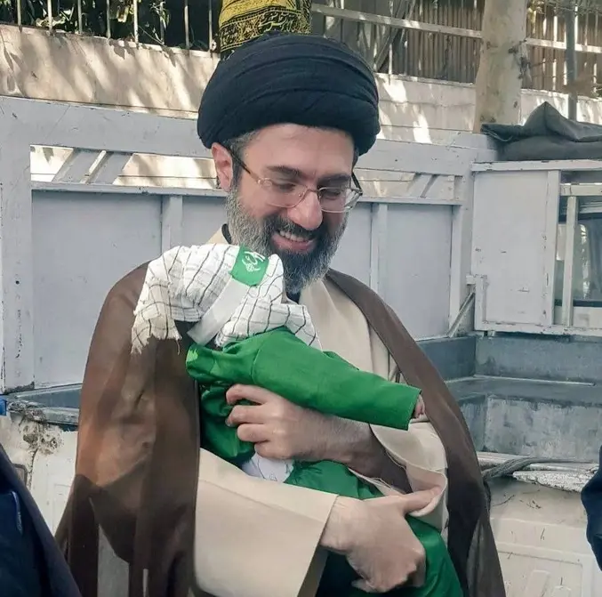 رهبر انقلاب