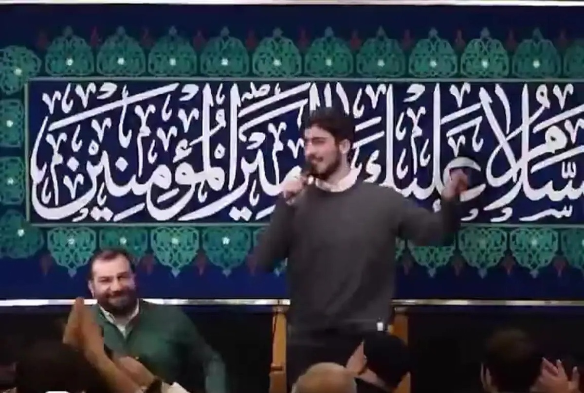 ببینید| ویدئویی از مولودی‌خوانی عید غدیر به زبان انگلیسی!