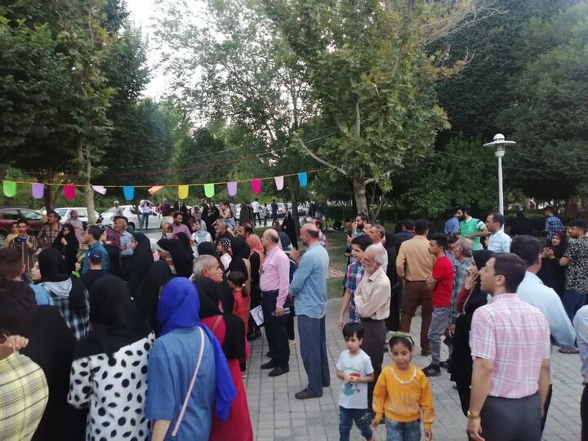 ببینید| نذر گلس موبایل در مهمانی کیلومتری غدیر!