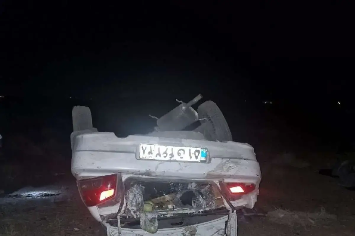 مشاجره خانوادگی پشت فرمان جان پدر و مادر را گرفت مشاجره خانوادگی پشت فرمان جان پدر و مادر را گرفت