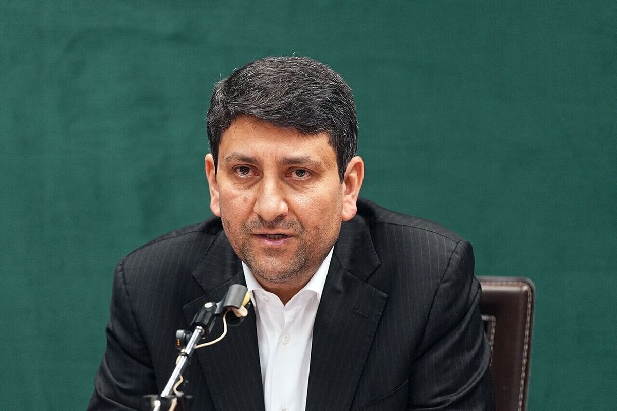 وزیر ارتباطات: دنیا دنیای هوش مصنوعی است و ما ماندهایم ارتباطمان برقرار باشد یا نباشد وزیر ارتباطات
