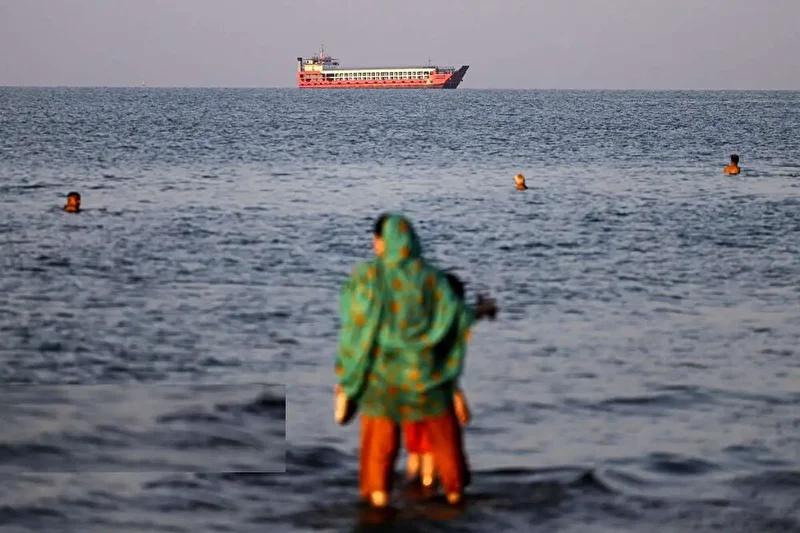 تنگه هرمز صد روز پس از آغاز جنگ +تصاویر
