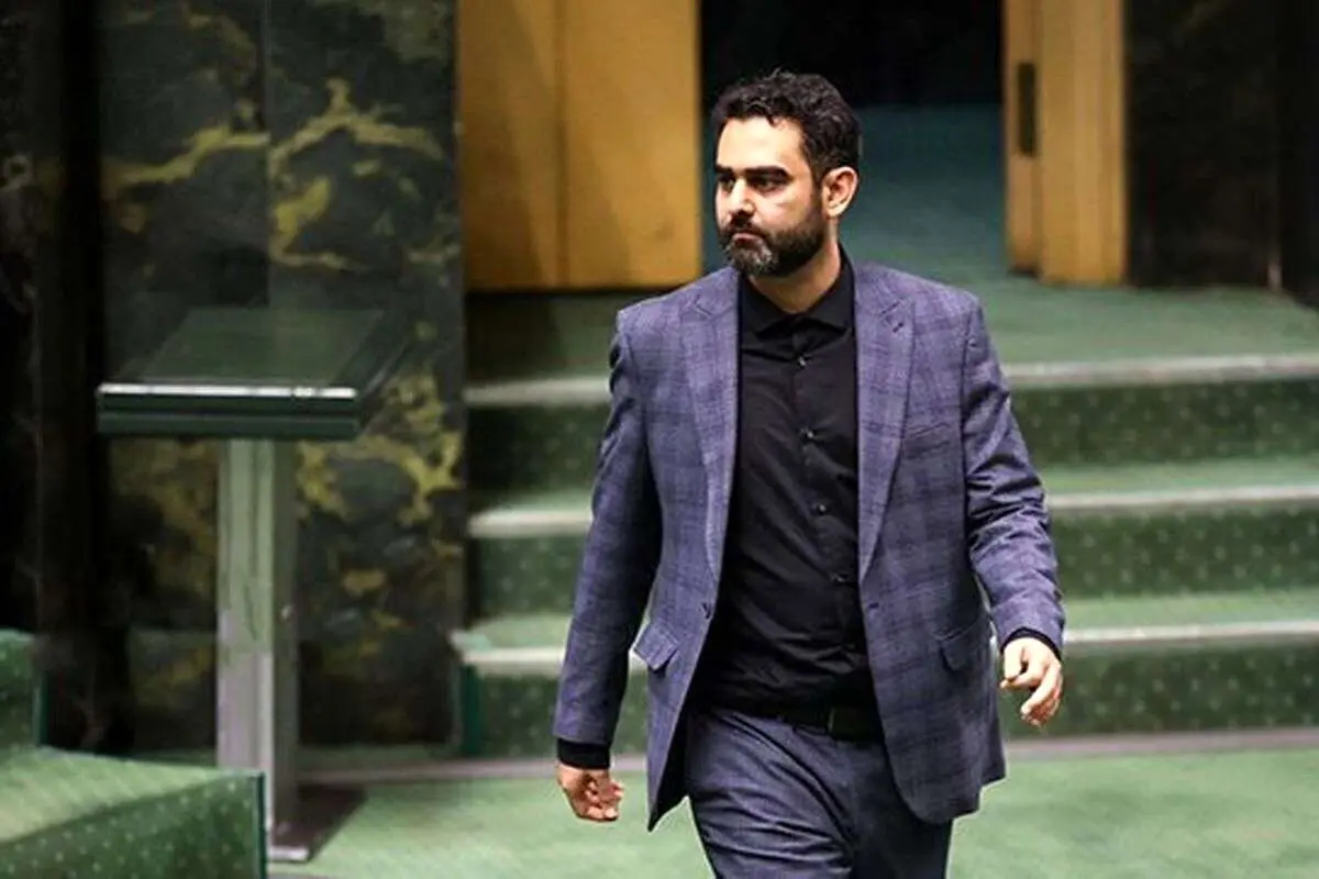 افشاگری ثابتی درباره پیامک عجیب نامزد نایب رئیسی مجلس افشاگری ثابتی درباره پیامک عجیب نامزد نایب رئیسی مجلس