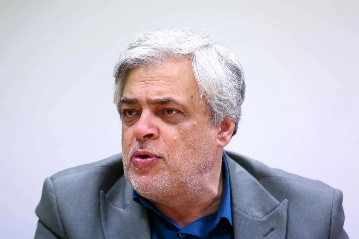 توییت محمد مهاجری درباره مخالفان بازگشایی اینترنت توییت محمد مهاجری درباره مخالفان بازگشایی اینترنت