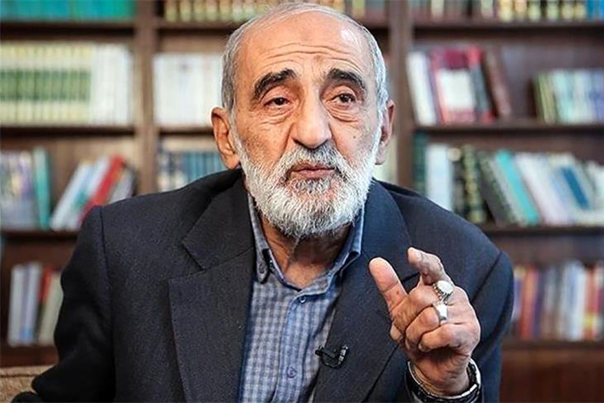 انتقاد شریعتمداری از شیوه اطلاعرسانی تیم مذاکرهکننده| چرا خبرگزاریهای خارجی سفر به قطر را زودتر از ما فهمیدند؟ حسین شریعتمداری