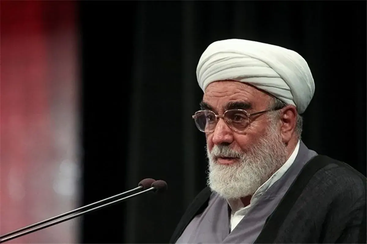 گلپایگانی: یک روز از وقت آقا در هفته مخصوص فرماندهان نیرو‌های مسلح بود