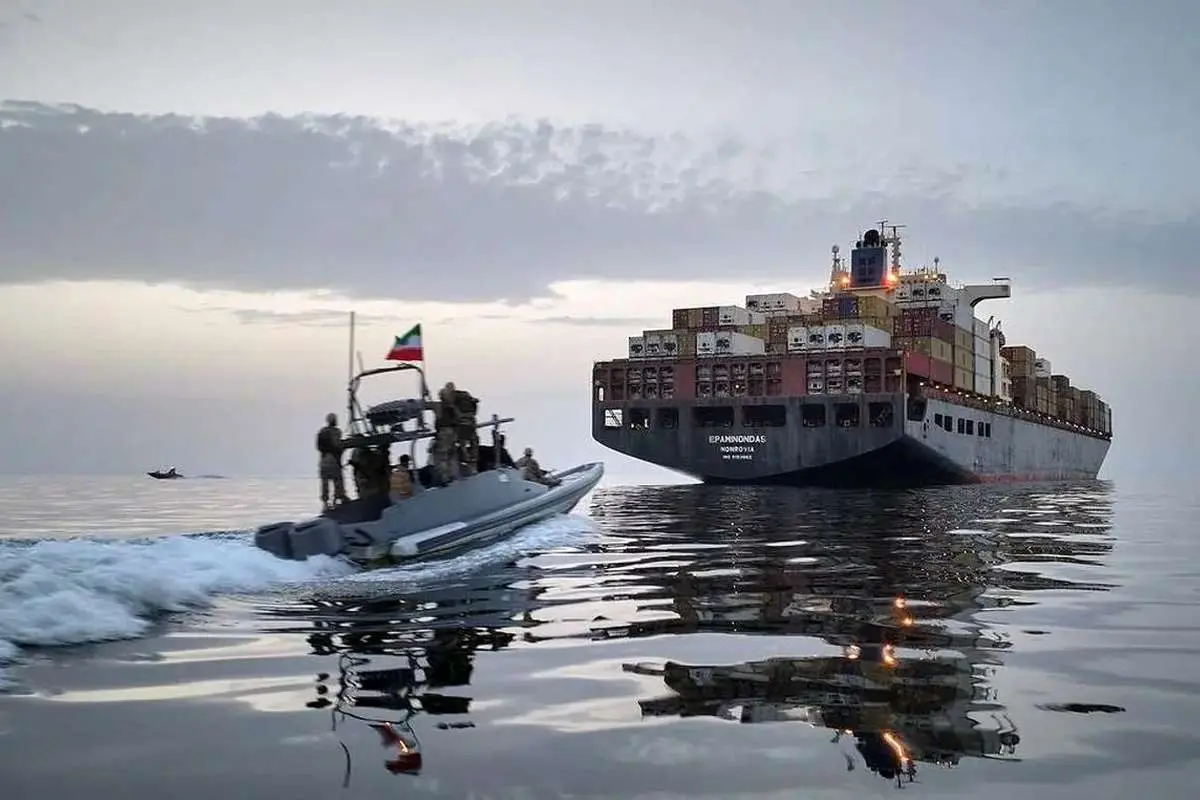 سنتکام: هیچ کشتی را در تنگه هرمز اسکورت نمیکنیم سنتکام: هیچ کشتی را در تنگه هرمز اسکورت نمیکنیم