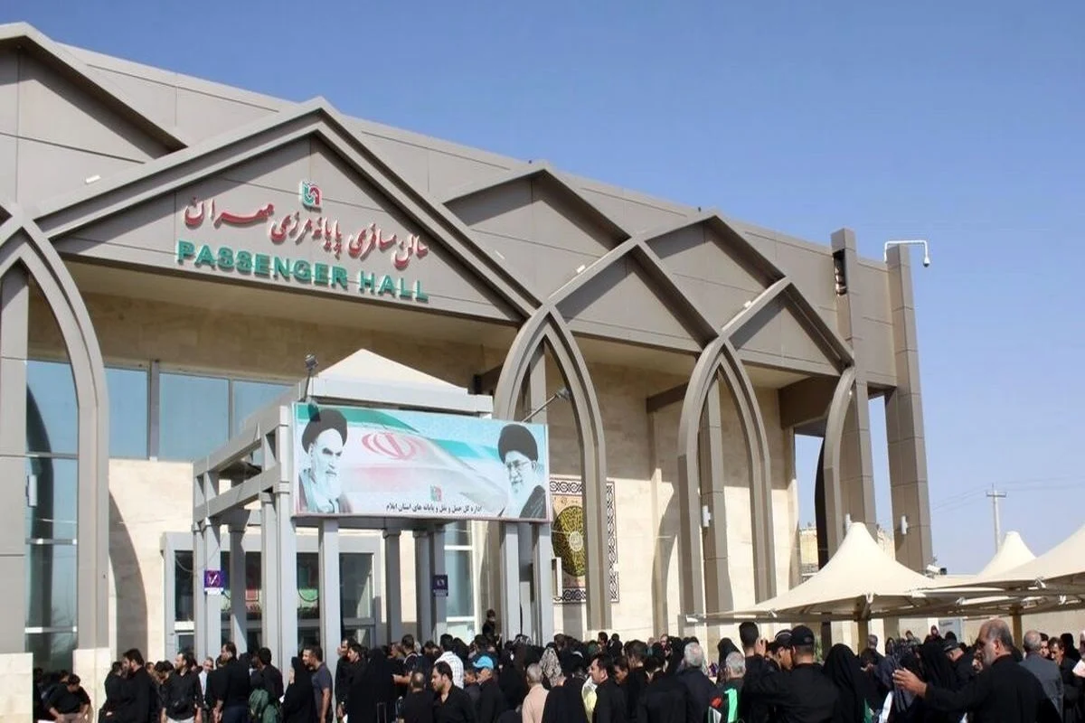 تردد بیش از ۲۲ هزار زائر عرفه از مرز مهران