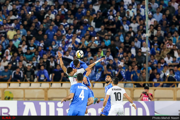 دیدار تیم‌های استقلال و ذوب آهن