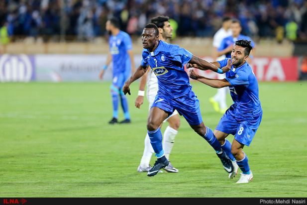 دیدار تیم‌های استقلال و ذوب آهن