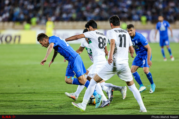 دیدار تیم‌های استقلال و ذوب آهن