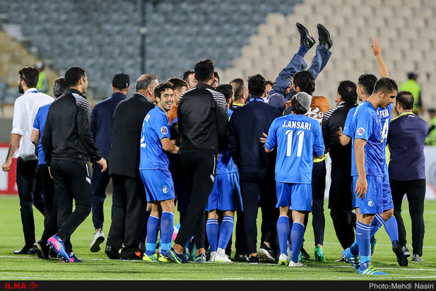 دیدار تیم‌های استقلال و ذوب آهن