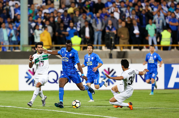 دیدار تیم‌های استقلال و ذوب آهن