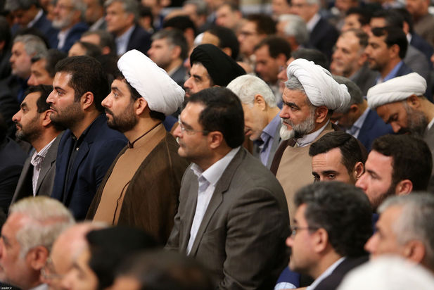 دیدار نمایندگان با رهبر انقلاب