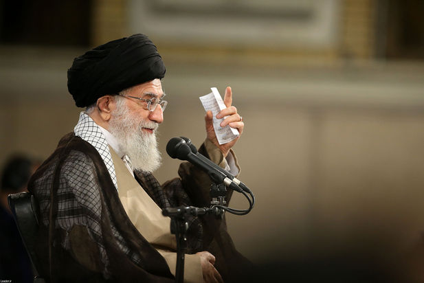 دیدار نمایندگان با رهبر انقلاب