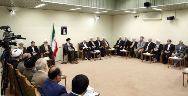 دیدار مقام معظم رهبری با رئیس و مسئولان قوه قضائیه