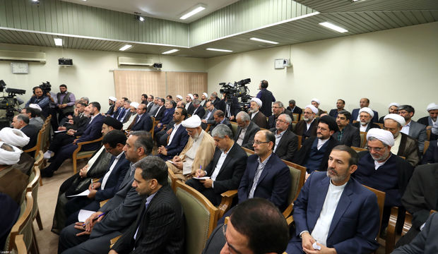دیدار مقام معظم رهبری با رئیس و مسئولان قوه قضائیه