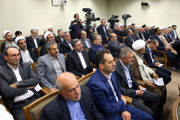 دیدار مقام معظم رهبری با رئیس و مسئولان قوه قضائیه