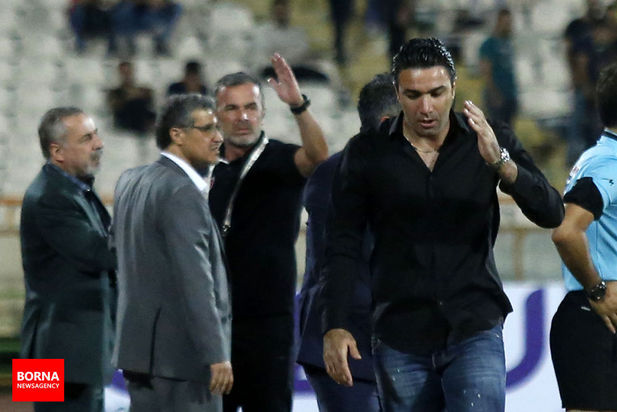 در حاشیه دیدار تیم های فوتبال پرسپولیس و نساجی مازندران 