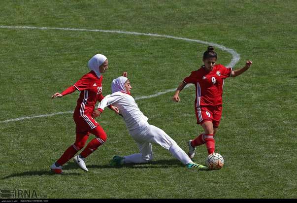 دیدار تیم‌های فوتبال دختران ایران و اردن