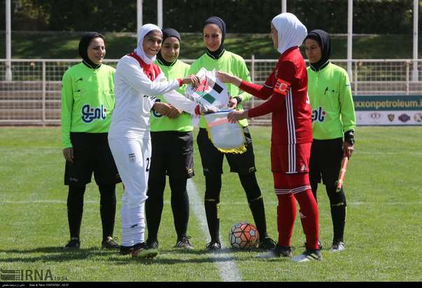 دیدار تیم‌های فوتبال دختران ایران و اردن