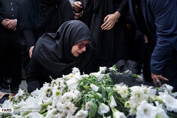 تصاویر مراسم تشییع پیکر بهرام شفیع