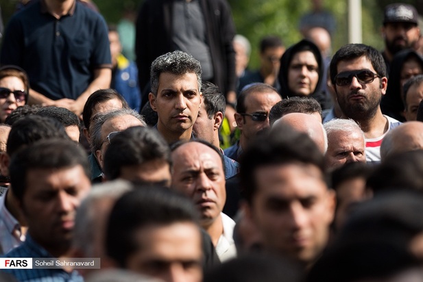 تصاویر مراسم تشییع پیکر بهرام شفیع