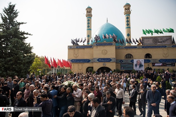 تصاویر مراسم تشییع پیکر بهرام شفیع