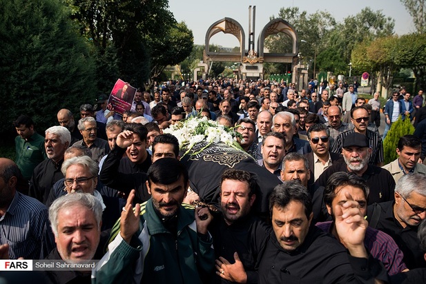 تصاویر مراسم تشییع پیکر بهرام شفیع
