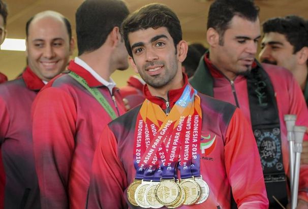 تصاویر بازگشت کاروان ورزشی ایران از بازی‌های پاراآسیایی ۲۰۱۸