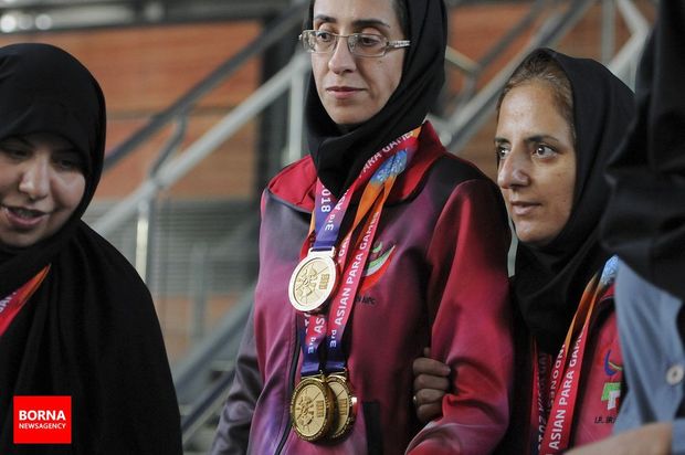تصاویر بازگشت کاروان ورزشی ایران از بازی‌های پاراآسیایی ۲۰۱۸