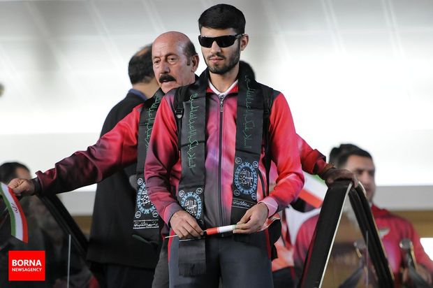 تصاویر بازگشت کاروان ورزشی ایران از بازی‌های پاراآسیایی ۲۰۱۸