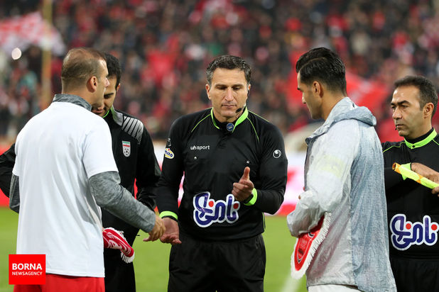 دیدار تیم های پرسپولیس تهران - تراکتورسازی تبریز