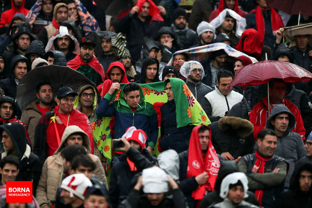 دیدار تیم های پرسپولیس تهران - تراکتورسازی تبریز