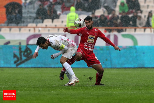 دیدار تیم های پرسپولیس تهران - تراکتورسازی تبریز