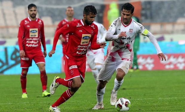 دیدار تیم های پرسپولیس تهران - تراکتورسازی تبریز