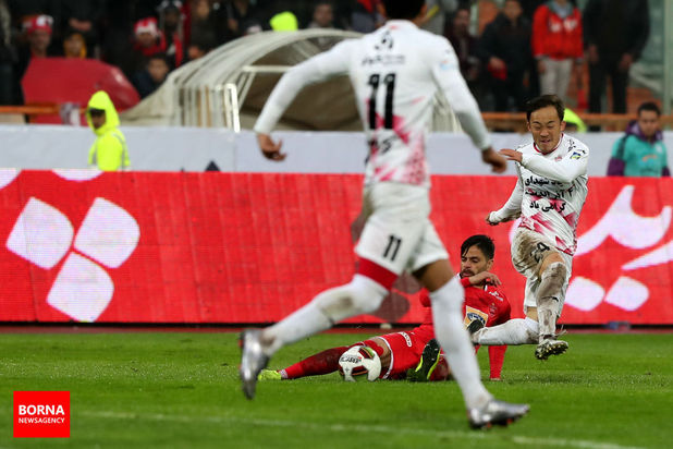 دیدار تیم های پرسپولیس تهران - تراکتورسازی تبریز