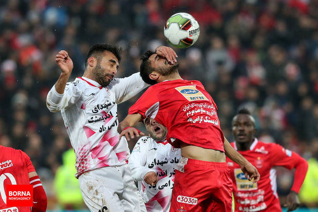 دیدار تیم های پرسپولیس تهران - تراکتورسازی تبریز