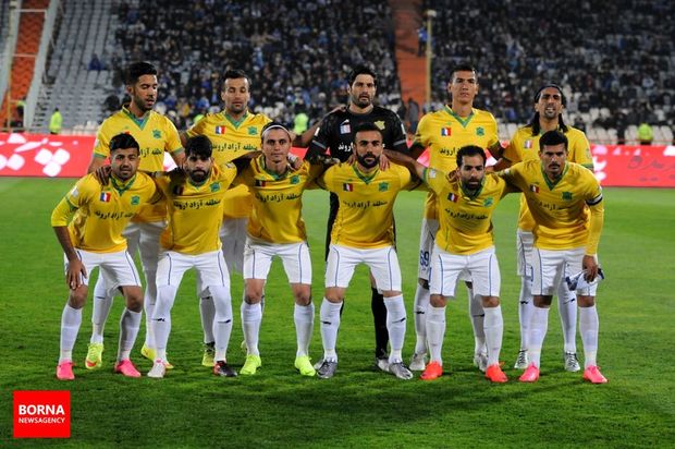 استقلال و صنعت نفت