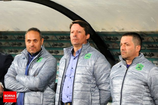 استقلال و صنعت نفت