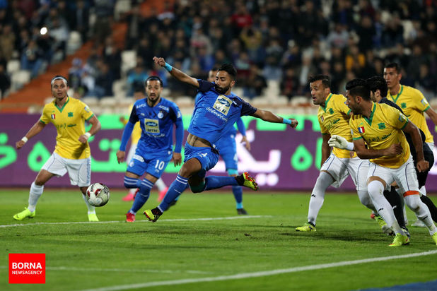 استقلال و صنعت نفت