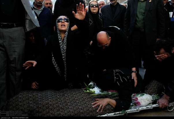 تشییع پیکر پیام صابری