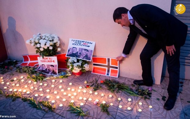 دختر توریست