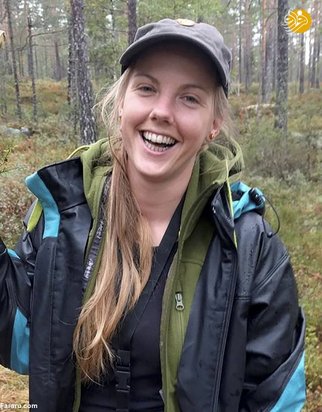 دختر توریست