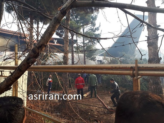 سقوط هواپیما