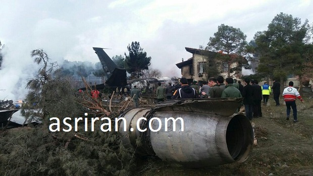 سقوط هواپیما