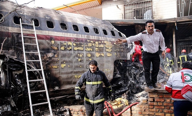 سقوط هواپیما