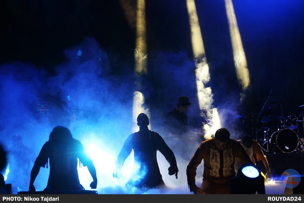 کنسرت لئو روخاس_ تاجداری