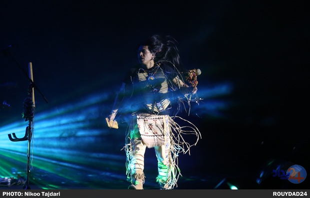 کنسرت لئو روخاس_ تاجداری